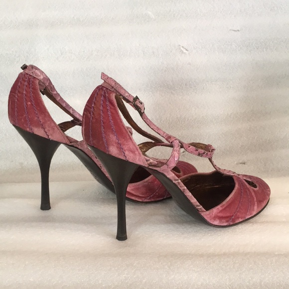Sexy Dusty Pink Velvet & Snakeskin Pumps by BCBGMAXAZRIA - Picture 5 of 8